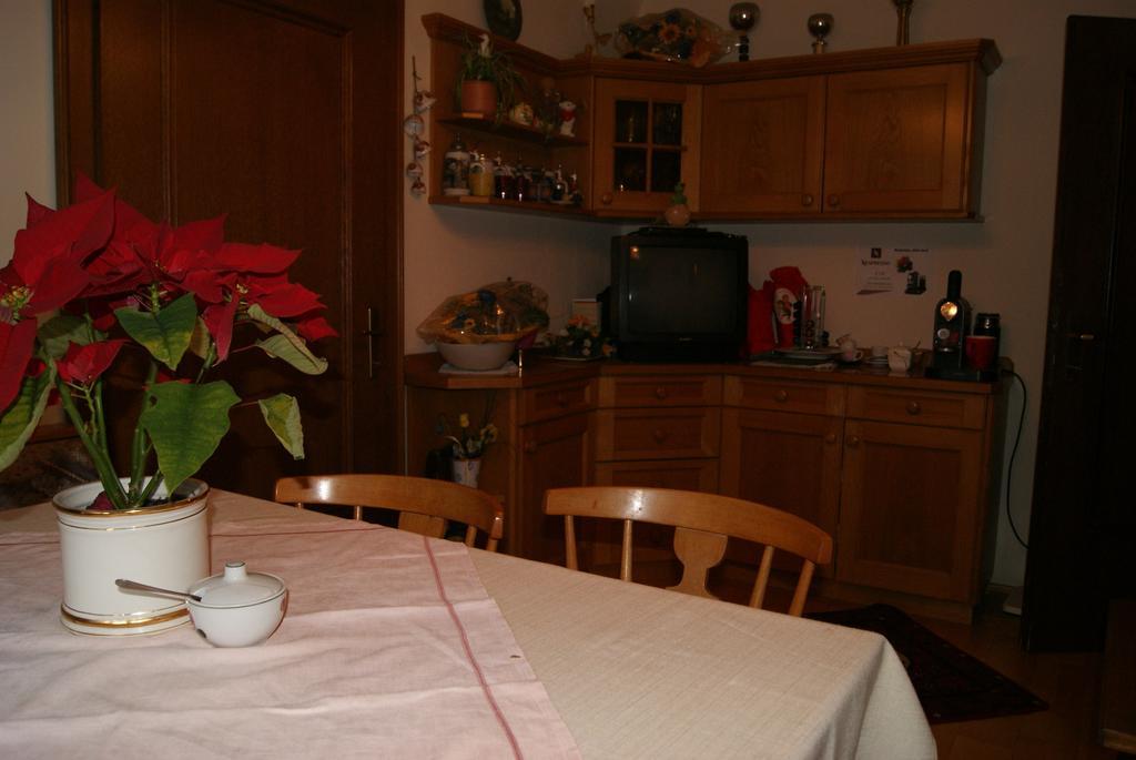Gaestehaus Ferienwohnungen Lackner Rennweg am Katschberg Bagian luar foto